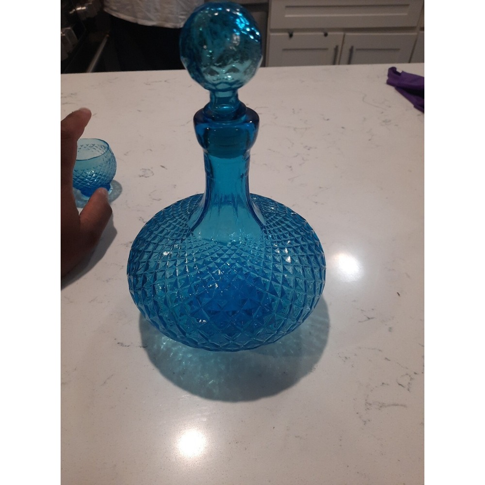 Vintage Empoli Blue Diamond Point Genie Bottle With Stopper And 3 Shot Glasses - Picture 8 of 9